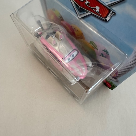 Disney Pixar Cars Easter Buggy Pink Diecast Toy Car Mattel HTY61 New NIP - Picture 2 of 4
